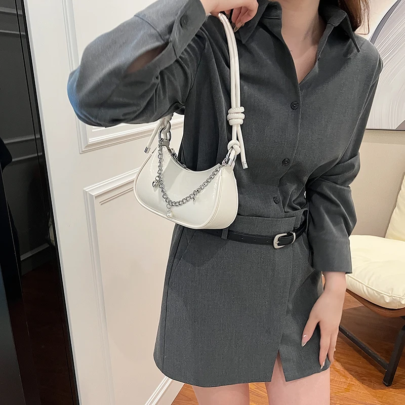 

Advanced Women's Handbag 2024 New Fashion Versatile Crossbody Bag Summer Small One Shoulder Underarm Bag