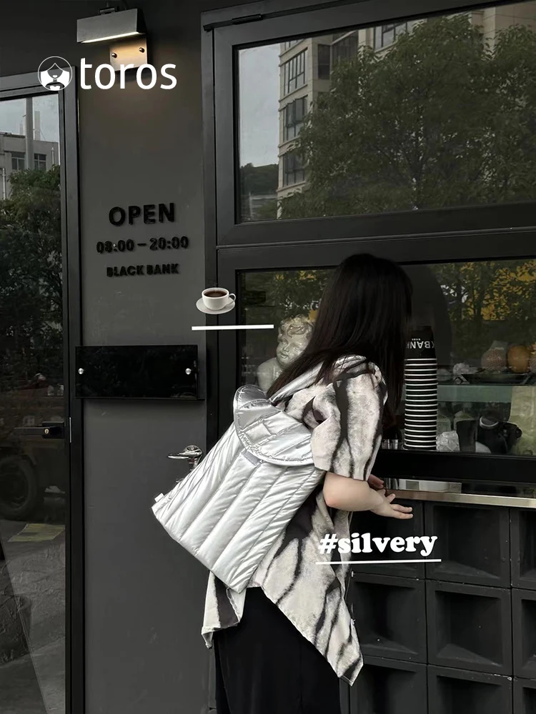 New 2025 Silver BookPro Cuter Bag Suitable for 3-6 Inch Laptops Ladies Handbag Single oulder Bag Creative Inner Case