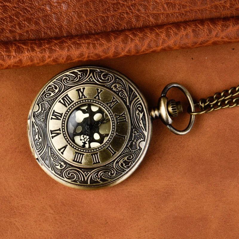 Orologio da tasca al quarzo intagliato di lusso Vintage per uomo custodia incisa con numeri romani orologio con collana a catena per regalo di raccolta