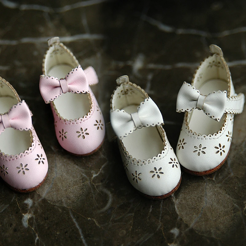 

D04-A340 children handmade toy YOSD 1/6 Doll BJD/SD GSC doll Accessories Sweet small leather shoes with carved designs 1pcs