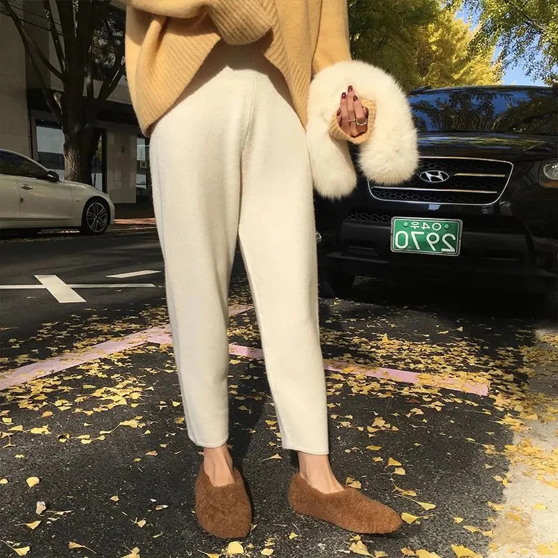 Autumn Winter Solid Color Warm Knitted Trousers Classic Loose Thick Warm Harem Pants Casual High Waist Elastic Soft Pants Women