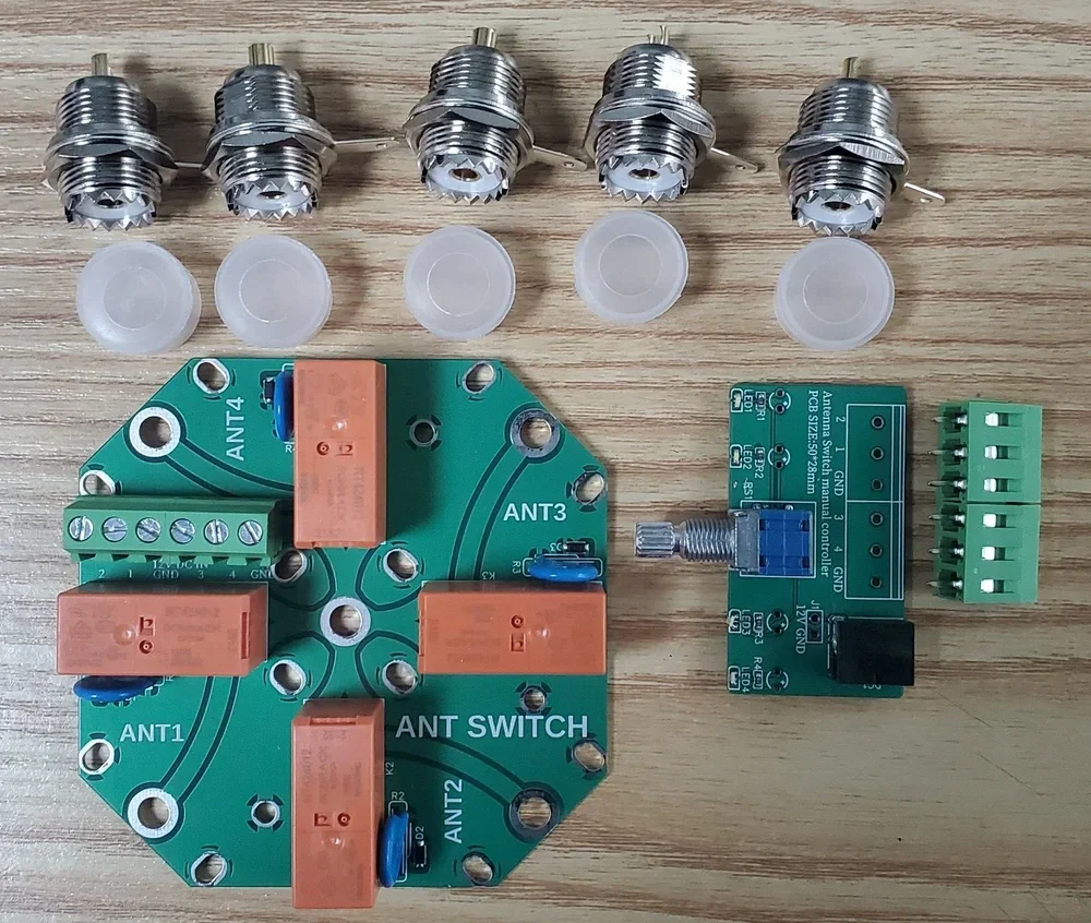 4-way 4:1 Befon vkit Távoli antenne Árammegszakító készlet SO-239 1.8mhz-60mhz 500W Élénkség