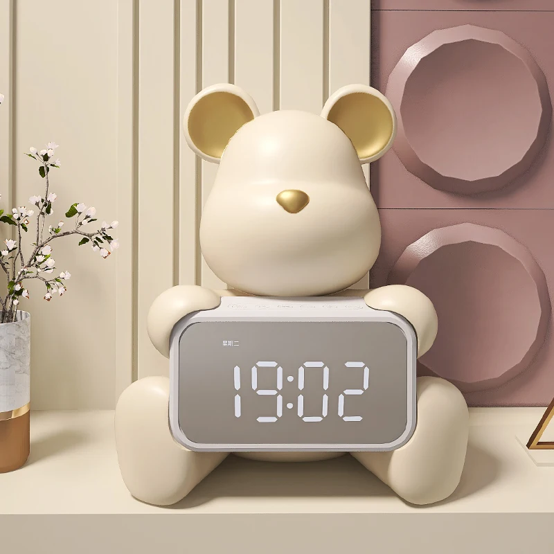 

Cute Bear Shaped Clock Ornament Sculptures & Statuette Silent Desktop Clocks Nordic Furniture Room Decors Aesthetic Gifts