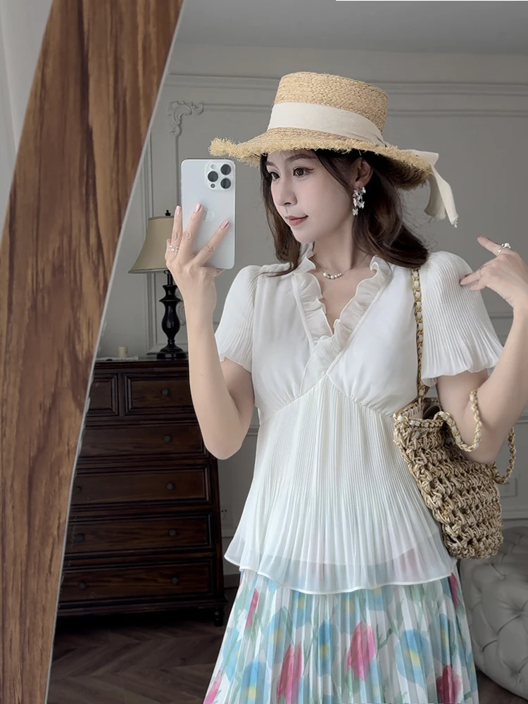 

Zhang ei 24SS 'Ruoqing Si ui' Cool Breathable Lotus Le V-ne Pleated Chiffon Top Waist-cinching Korean Sle Blouse