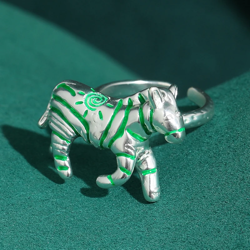 

Vintage Zebra Green Enamel Rings Silver Color and Adjustable High Quality Jewelry Accessories Elegant Brand Music Festival Women