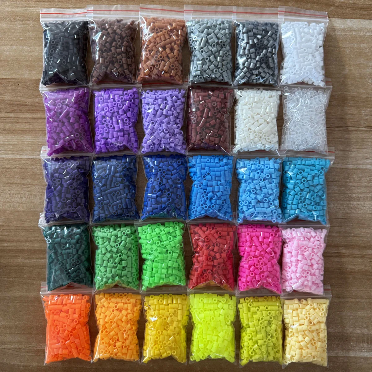 5MM 10000 szt. Koraliki Hama 3D Pixel Puzzle Koraliki Żelazne dla dzieci Koraliki Perler Hama DIY Wysokiej Jakości Ręcznie Robione Prezent Zabawka Koraliki do Zgrzewania