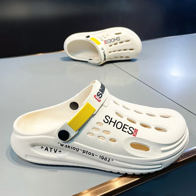 Fashion Unisex Casual Slippers Spring Summer Graphic Detail Classic Hole Design Chunky Sole Daily Walk Beach Clogs