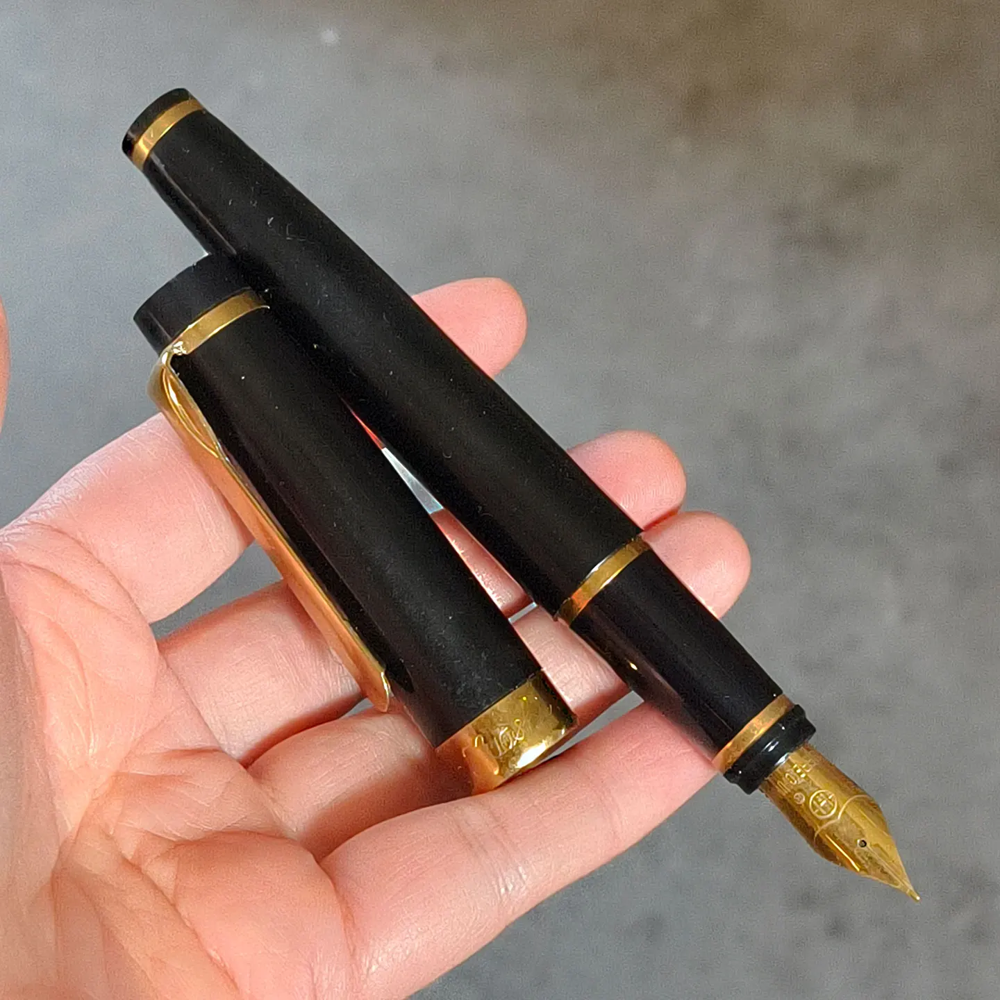 

Hua Shi 90 Fountain Pen, Old Antique, Rare, Large Writing Pen, Thick Rod Stationery, 0.7mm, New