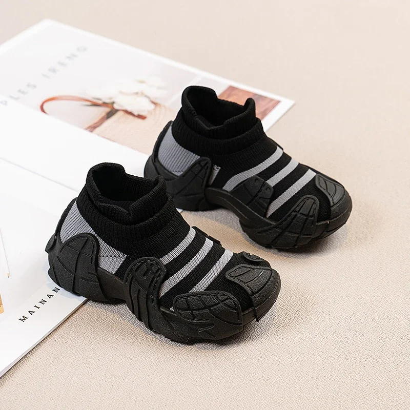 Summer Children Shoes Fly Weave Breathable Sports Shoes for Boys Girls Slip on Soft Bottom Anti Slip Casual Shoes Socks Sneakers