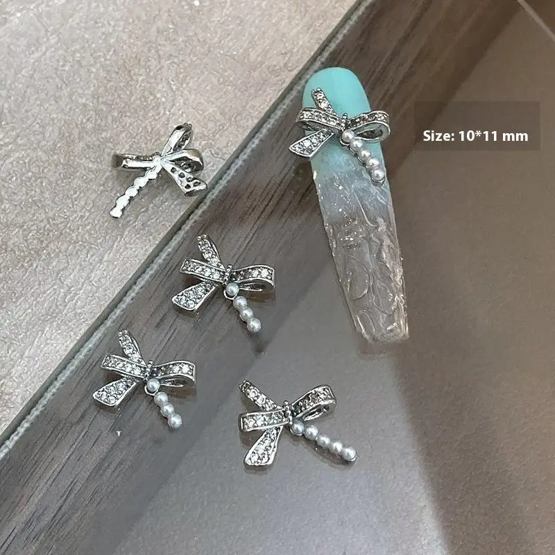 Lujosa decoración de uñas de circón, lazo de perlas de plata 3d, joyería en forma de mariposa, abalorio artístico para uñas, suministros de diseños de manicura Diy