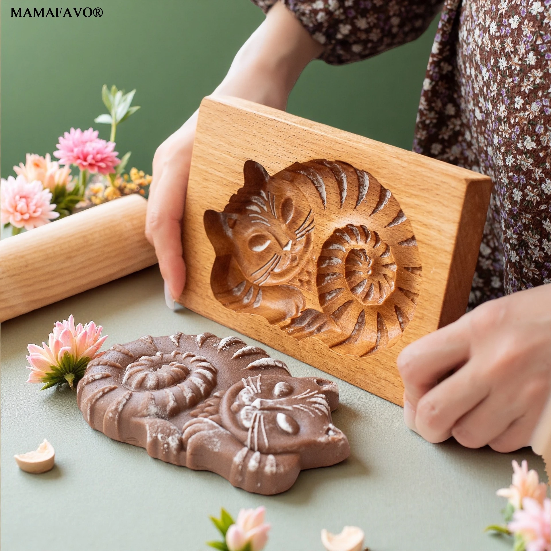 28 Styles Animal Cookie Molds Wooden Gingerbread Moulds Press 3D Cake Embossing Baking Mold Cutter Bakery Accessories F016