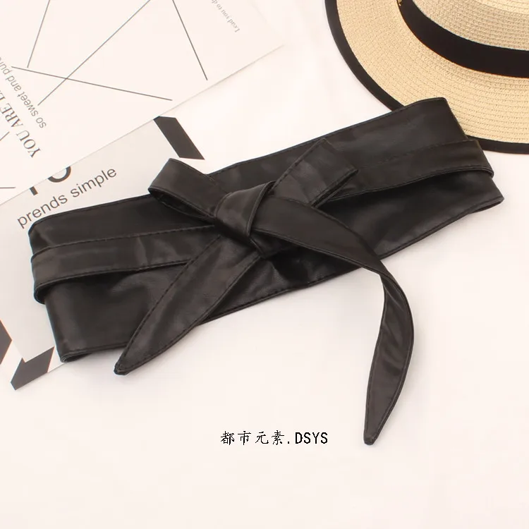 فستان نسائي أنيق من جلد البولي يوريثان مزين بحزام ريترو بلون سادة كاجوال وربطة عنق مناسبة تمامًا