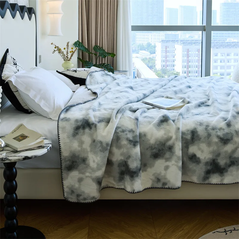 

Customizable led luxury gold mink ink printing office blanket single double sofa blanket