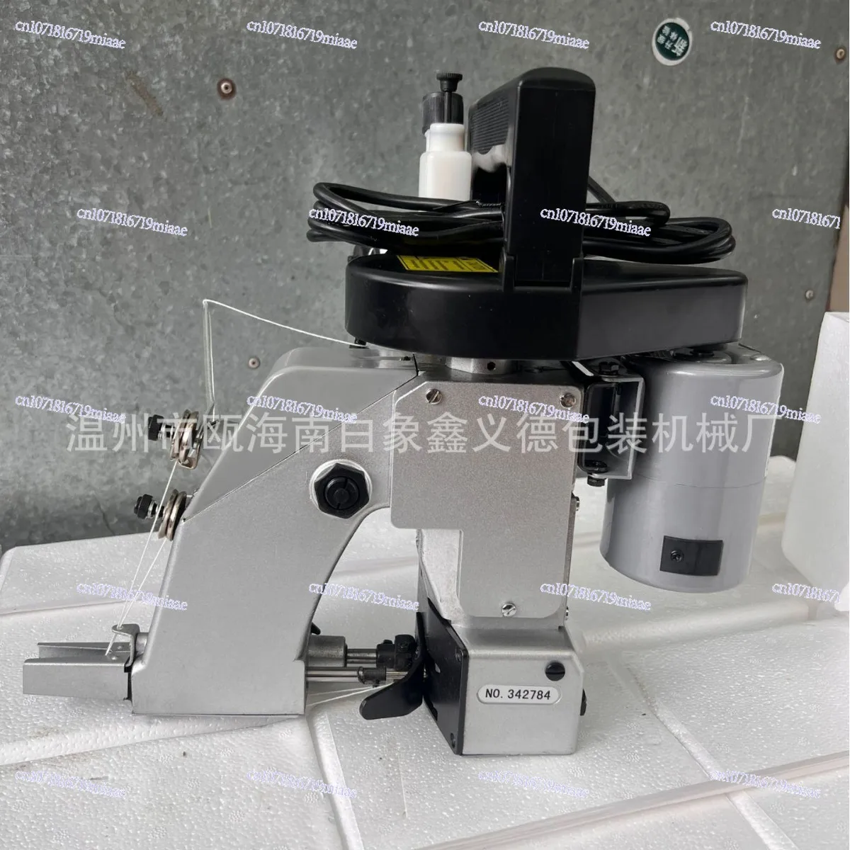 

Высокомощная портативная швейная машина GK26-1AX для заклеивания тканых мешков