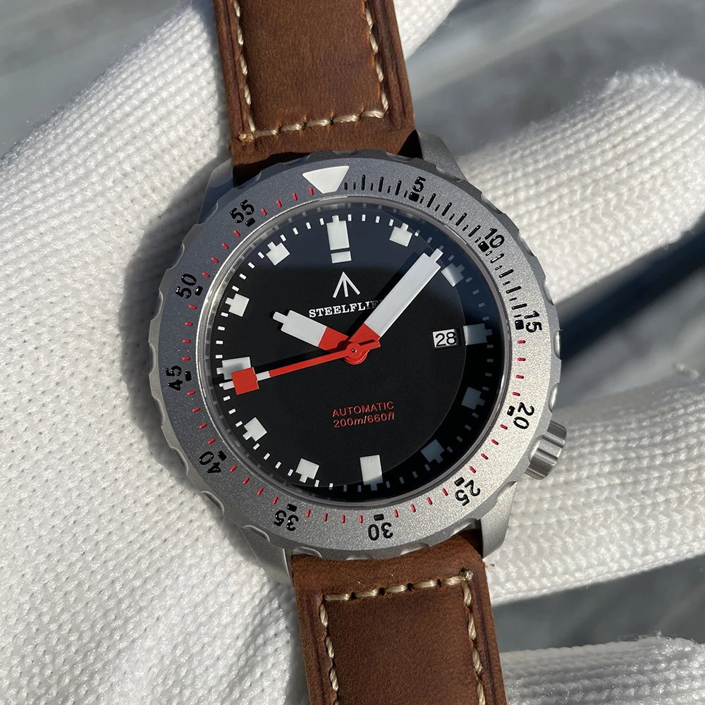 STEELFLIER Officieel SF752 Mode Mechanisch Horloge NH35 Beweging Super BGW9 Lichtgevende 20Bar Waterdichte Luxe Duikhorloges
