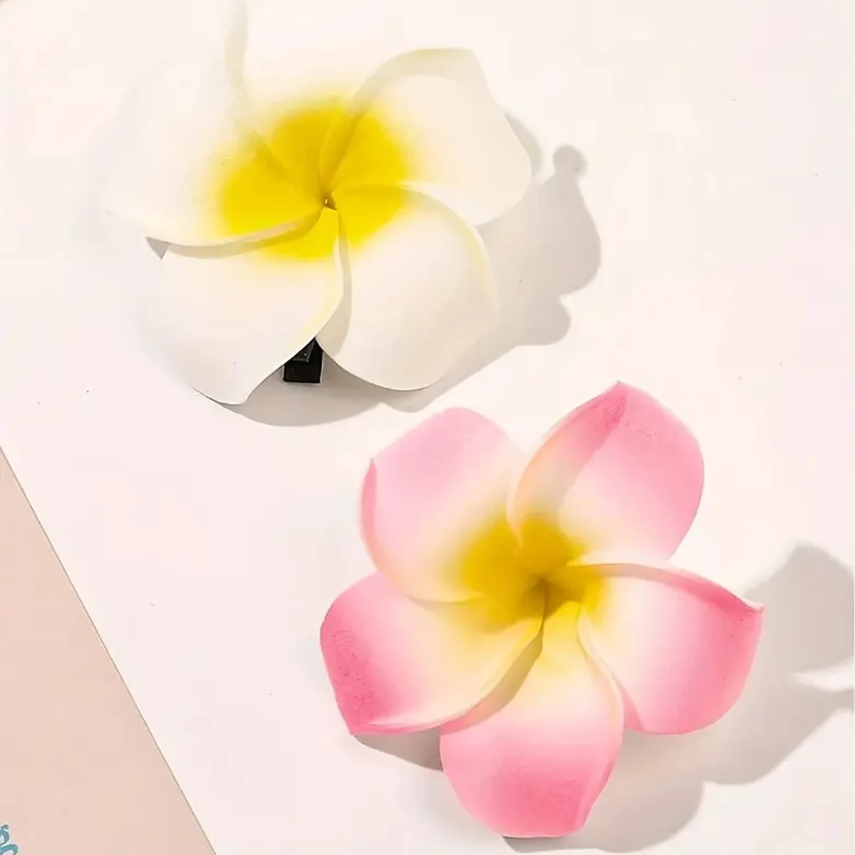 

2pcs Bohemian Flower Hair Clip - Bright white and pink orchid design, perfect for casual outings and everyday styling