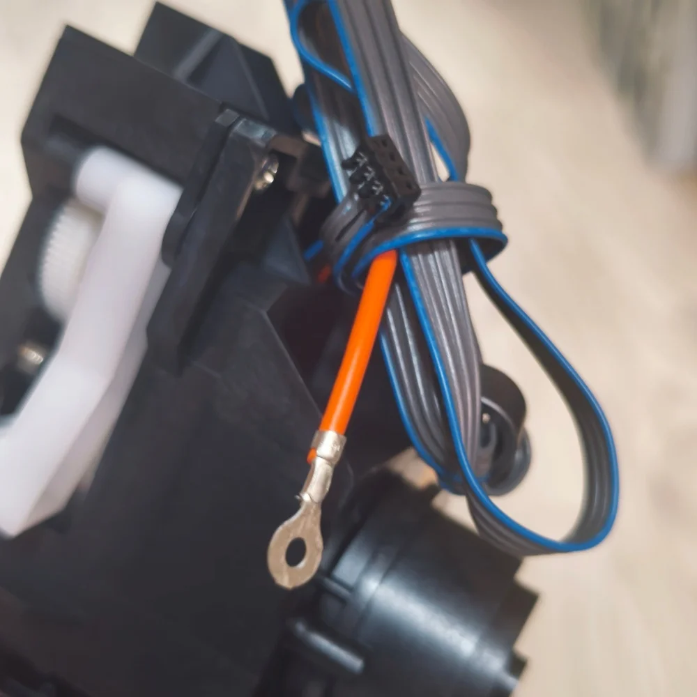 

Б/у чернильный насос в сборе, укупорочная станция для Epson R1390 R1400 R1410 R1420 R1430 L1800 L1500, блок очистки в сборе 1555374-04