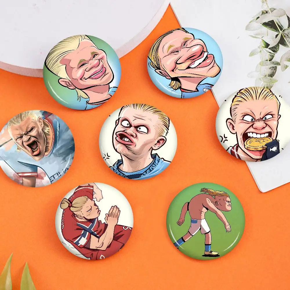 Cute Funny E-Erling H-Haaland Tinplate Pin Button Custom Anime Role Old-school Brooch Cartoon Collar Badge Jewelry Gift Fans