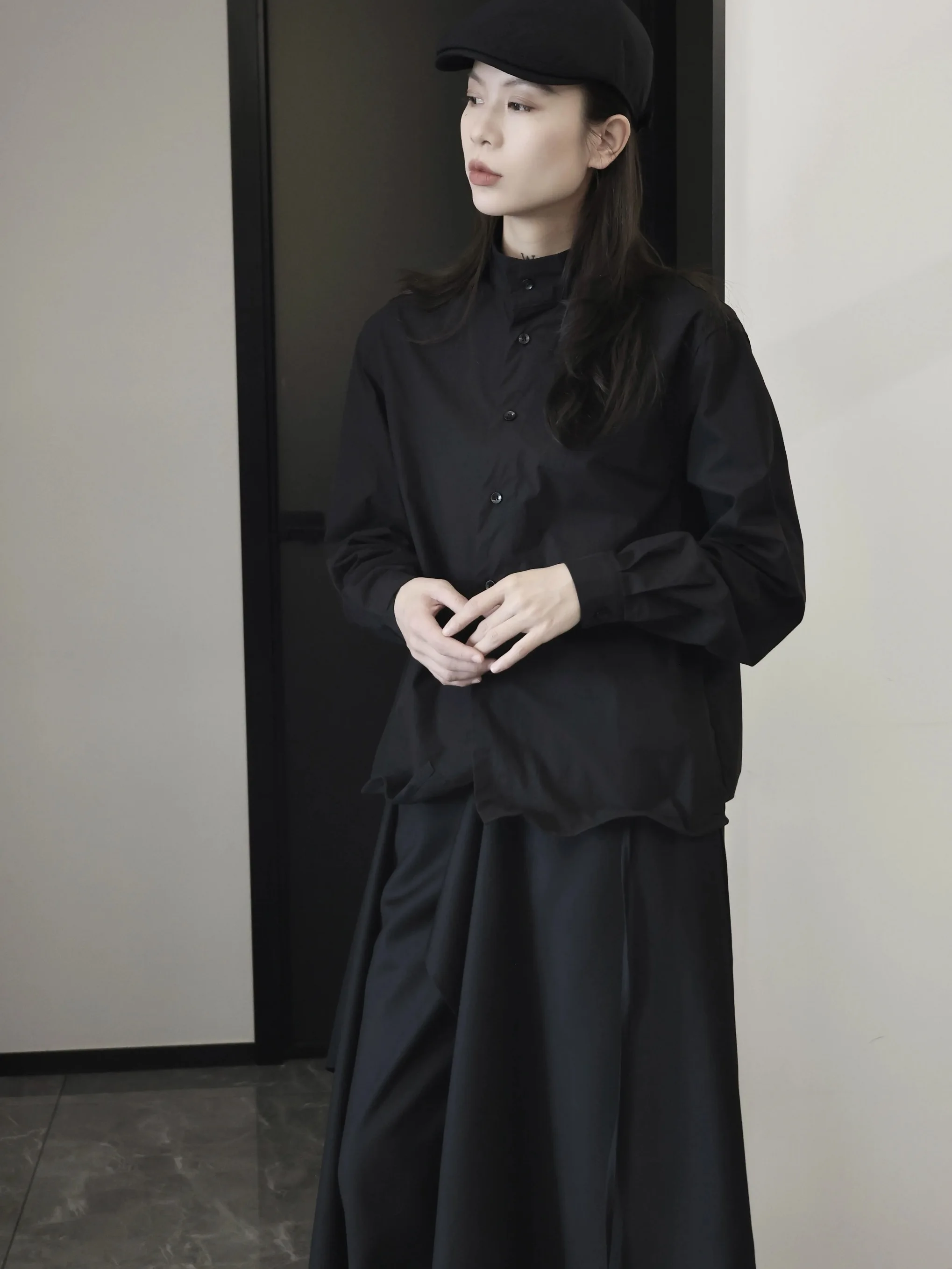 

Dark Spring New Black White Women's Shirt Stand Collar Deconstructed Slimming Versatile Design Breathable Cotton Long Sleeve