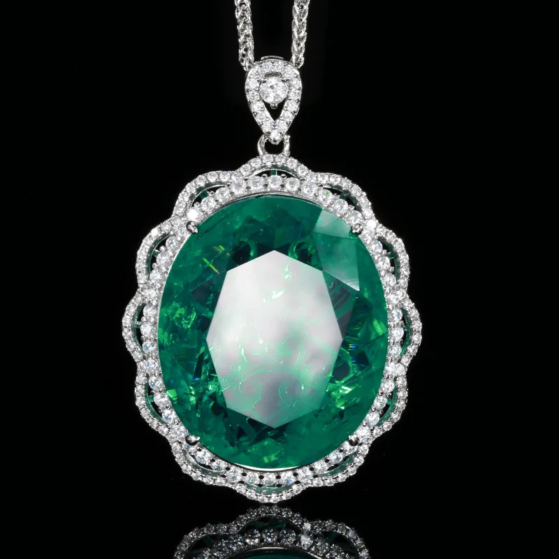 

New jewelry piece: vintage-style pendant necklace with a large emerald-shaped main stone measuring 25*30