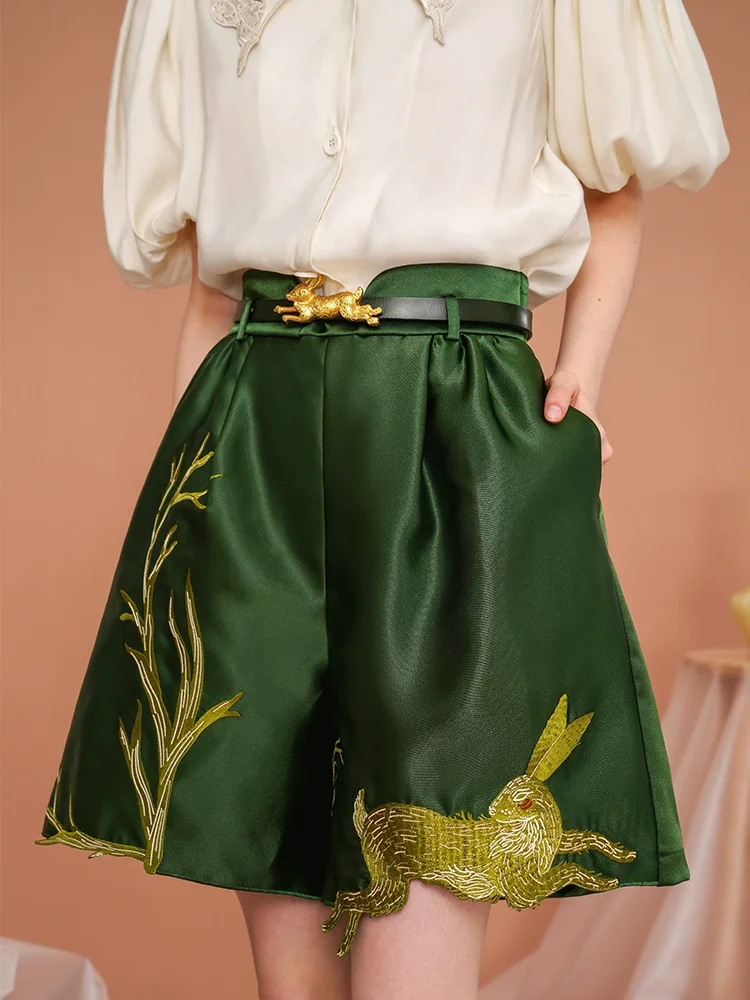 Spring Summer Original Design Women All-match Delicate Vintage Style Embroidered Rabbit Running Bunny Green Shorts