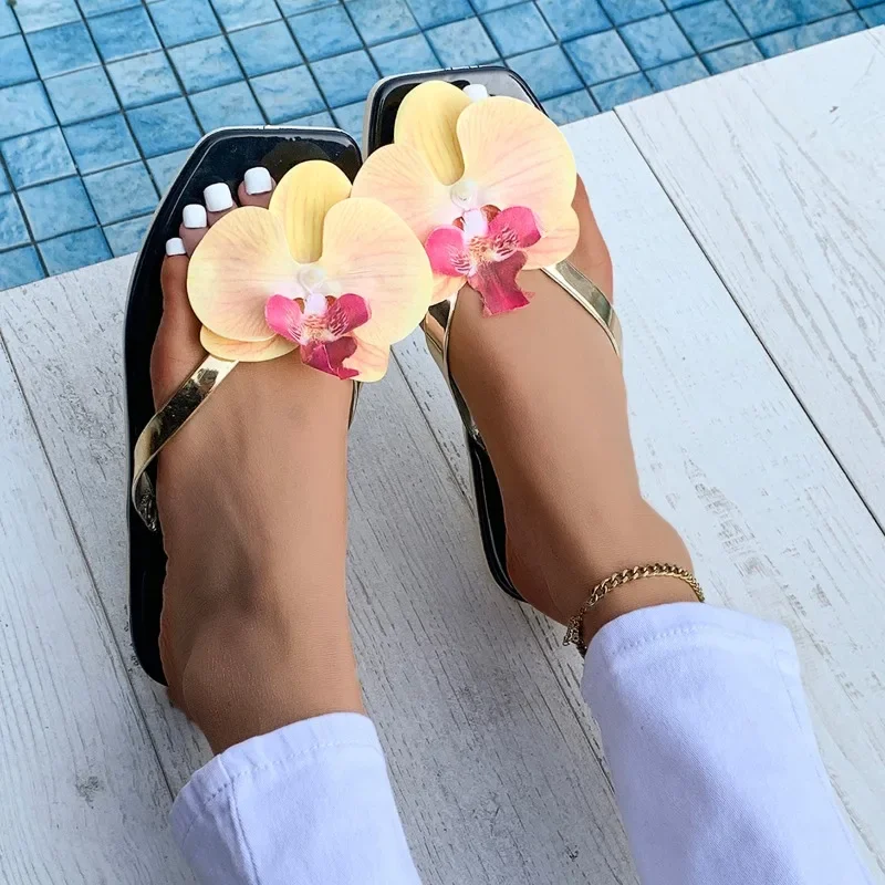 New Flip Flops Women's Slippers 2025 Summer Square Toe Flat Sandals Outdoor Casual Slippers Women Fashion Flowers Shoes Ladies image 4
