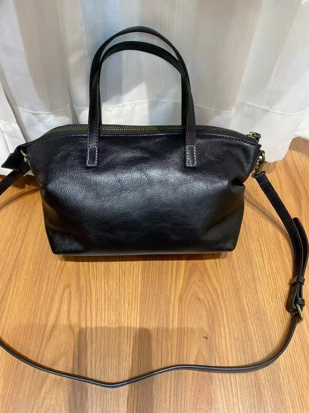 

Ele Commuter Sle Верхний слой коровьей кожи Сумка на одно плечо для женщин Подходит для офиса и поездок на работу