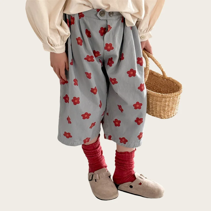 

Корейские детские брюки с цветочным принтом для девочек, свободные удобные брюки унисекс длиной до икры 7, весенне-осенние свободные детские брюки