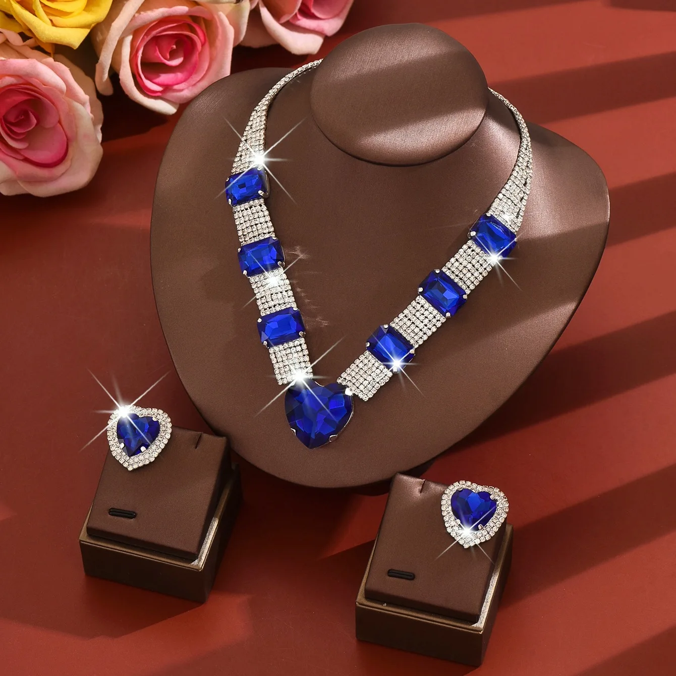 

Light Luxury Heavy-duty Full Paved CZ Heart Jewelry Set Exaggerated Necklace Earrings Bridal Wedding Party Luxury Gift