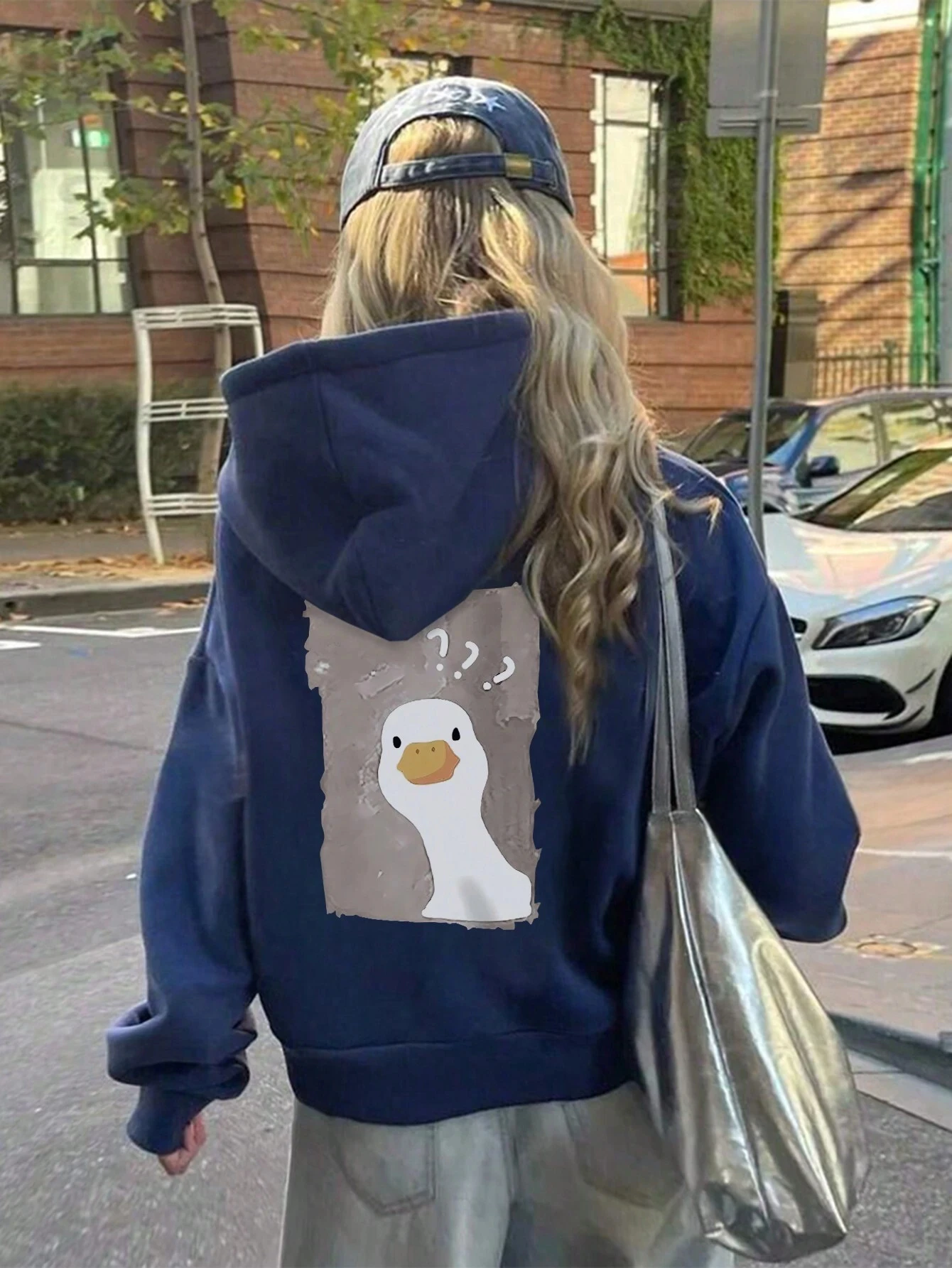 

Question Mark Duck A Casual Cartoon Print Boys Girls Pullover Hoodies Cute Soft Comfy Stylish Loose-Fit Plus Size Autumn Winter