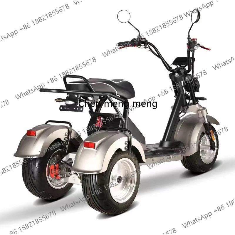 Clark is hot selling Citycoco E- with Triple Wheels Dual Battery Power Advanced Digital Features 3 Wheels Tricycles