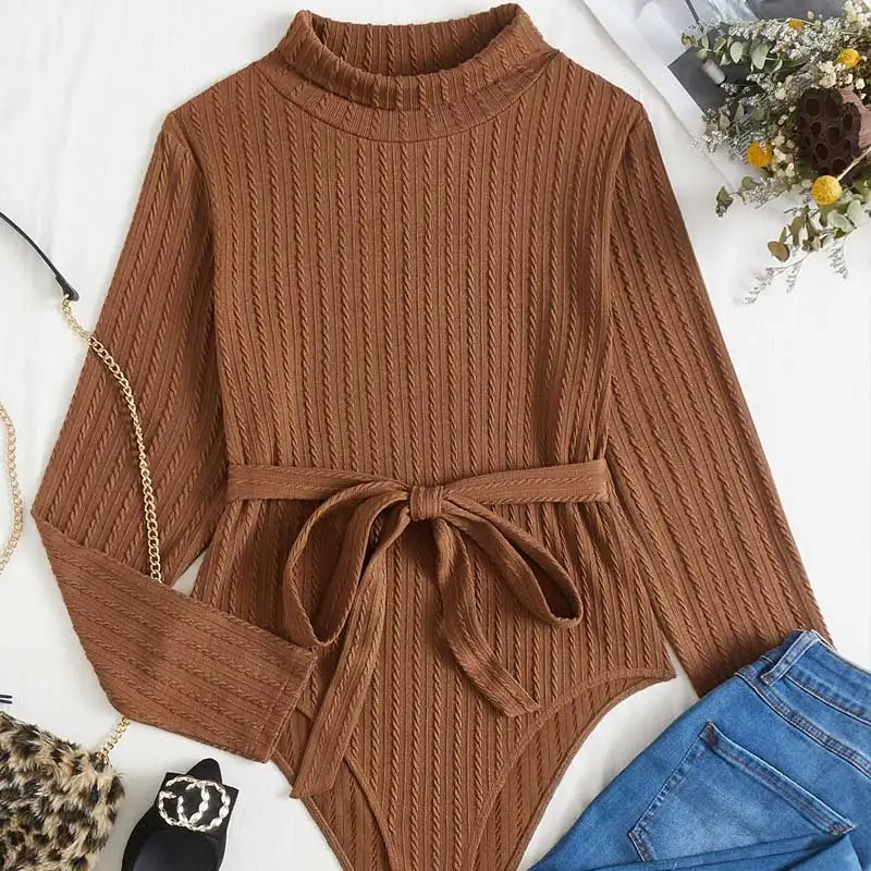 

2023 Autumn/winter Women's Knitted One-piece Long Sleeve Fashion Line Design Long Lace-up Brown Retro Pullover Top