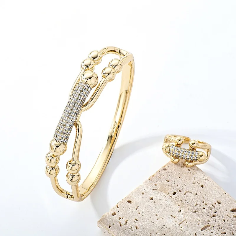 Copper Inlaid Zirconium Layered Geometric Bangle Rhinestone Accent Cuff Hollow Circle Metal Wristband Elegant Party Jewelry Gift