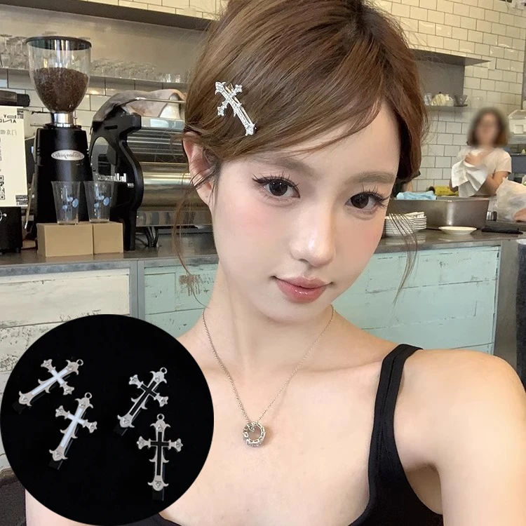 

Gothic Diamond Cross Shaped Hair Clips Retro Punk Styles Bangs Duckbill Barrettes Women Girls Halloween Party Headdress