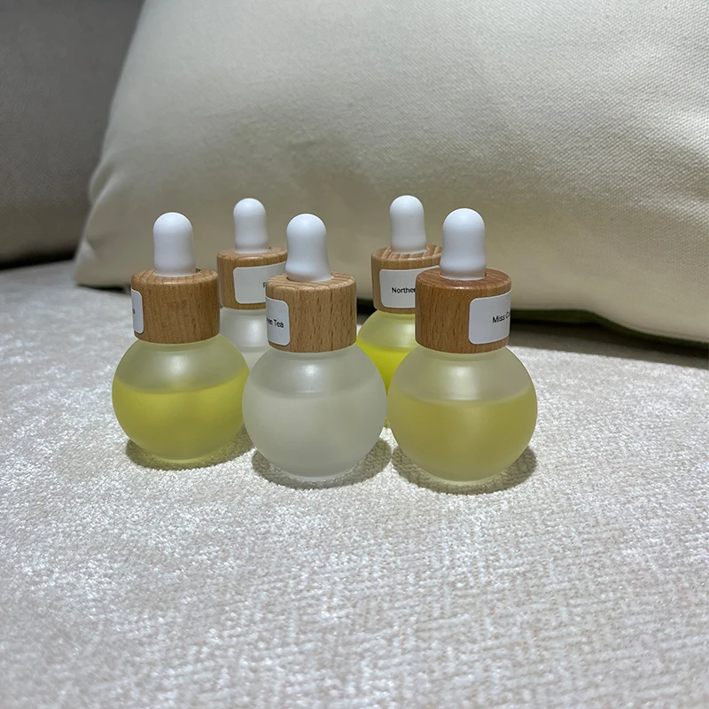 20ml Hilton Hotel Pure Essential Oil Frosted Round Bottle Aromatherapy Oil for Humidifier Aroma Diffuser Candle DIY