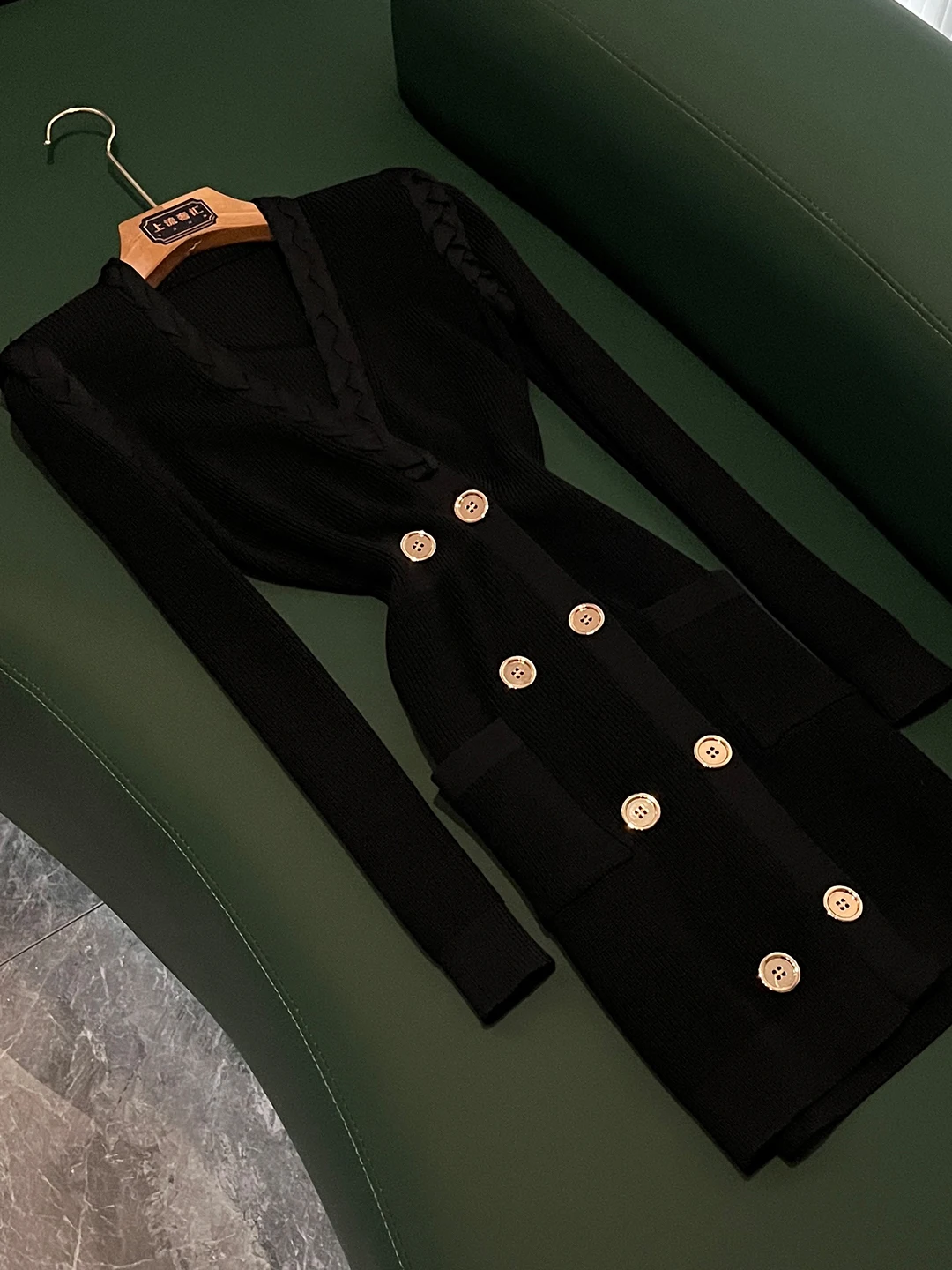 

Женский вязаный свитер Slim Fit с V-образным вырезом, на двойных металлических пуговицах, для повседневной носки и работы, зимний, модный