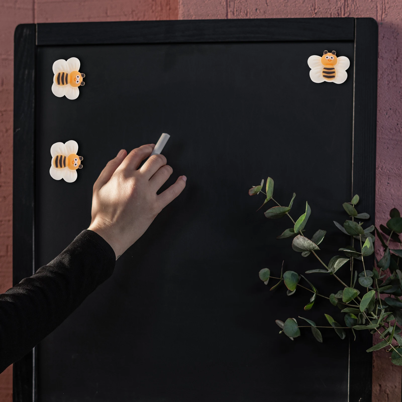 

10Pcs Fake Bee Magnets 3D Fridge Stickers Home Decorative Gifts for Kitchen Cabinet Doors Whiteboard Magnetic Surfaces Decals