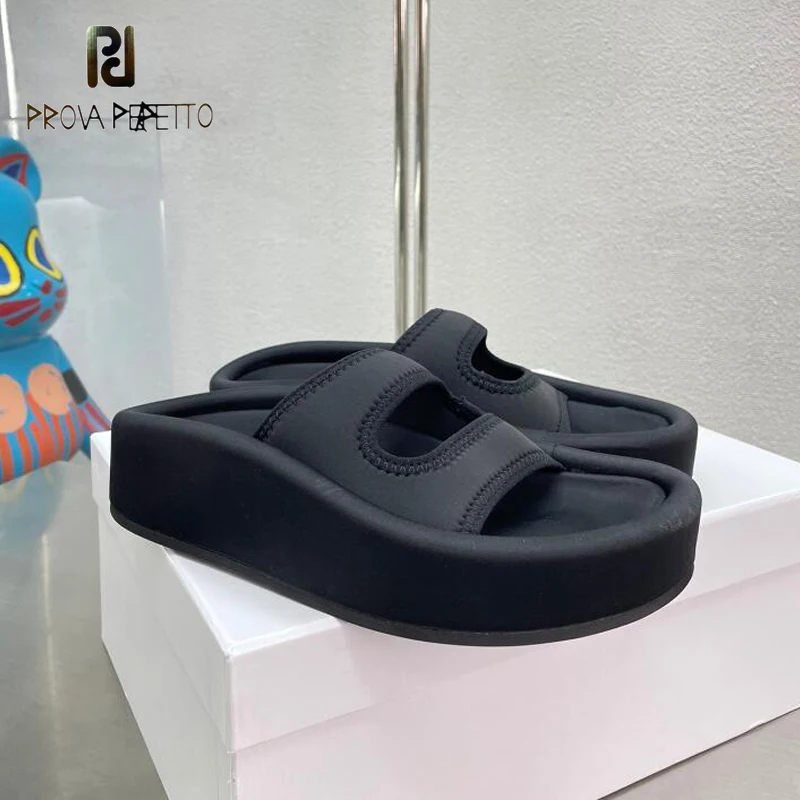 Simple Style Black White Female Flat Platform Slipper Shoes Beach Vacation Sapatos Mujer High Quality Designer 2023 New Slides