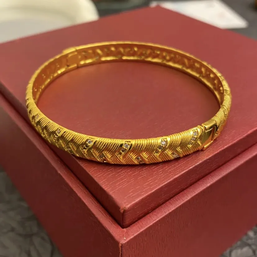 Luxury 24K 9999 Pure Gold real gold Women's Point Drill Brushed Woven Wheat Snap Vintage Bracelet