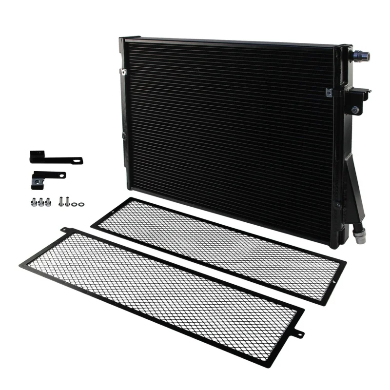 

Алюминиевый черный теплообменник-охладитель с высокой производительностью и передней защитой от нагрева для двигателей BMW G80 G82 G83 M3 M4 S58 2021-2025 годов выпуска