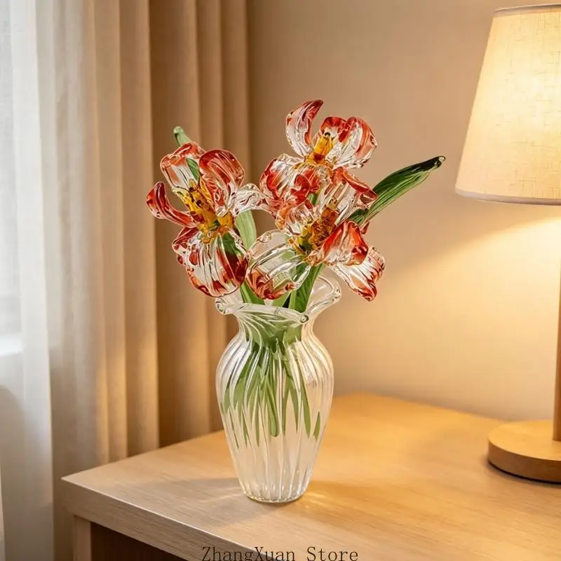 Glasimitationen von Blumen in zeitgenössischen Vasen für die Tischdekoration 3XUF – Detail 2