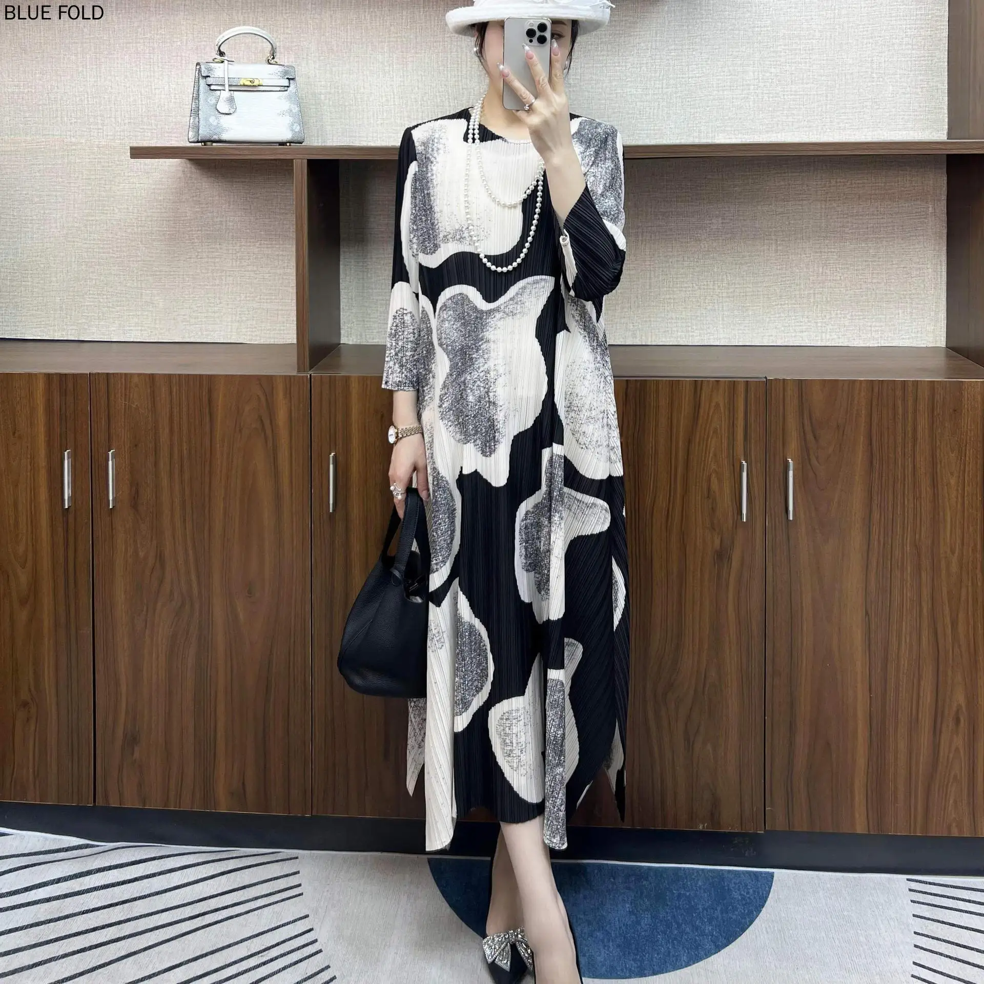 

Cloud KK Dress for Women, Large Size, Loose, Round Neck, Fashionable, Long Three-Quarter Sleeves, Printed Slit, New