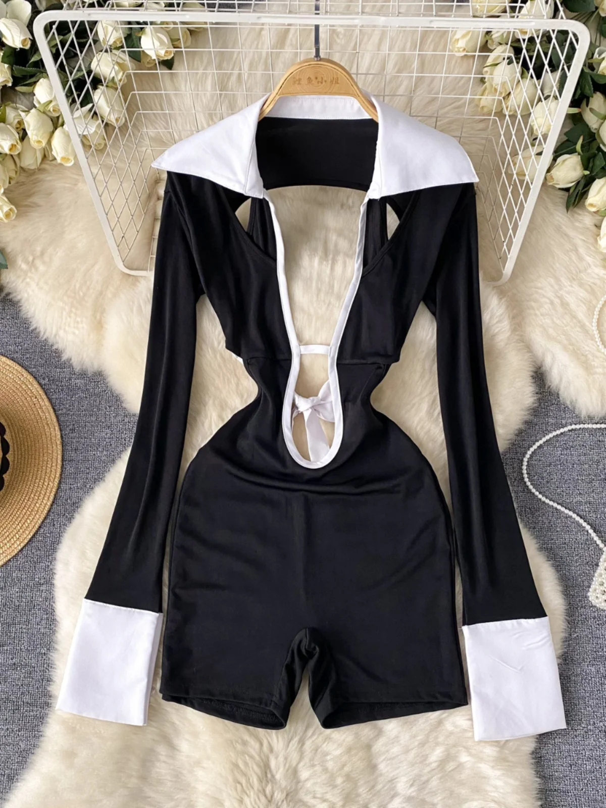 Foamlina Sexy Low Cut Deep V Neck Long Sleeve Playsuits for Women Fashion Color Block Bow-tied Open Back Party Shorts Rompers