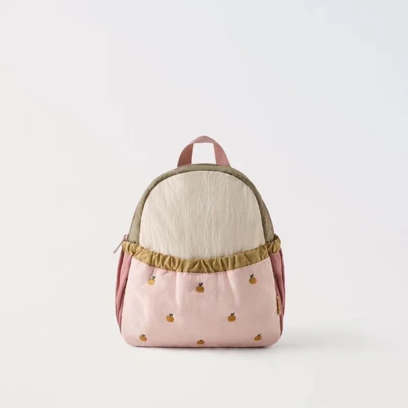 子供の新しいバックパックカラーマッチングアップル刺繍かわいいバックパック幼稚園スクールバッグ軽量旅行バックパック