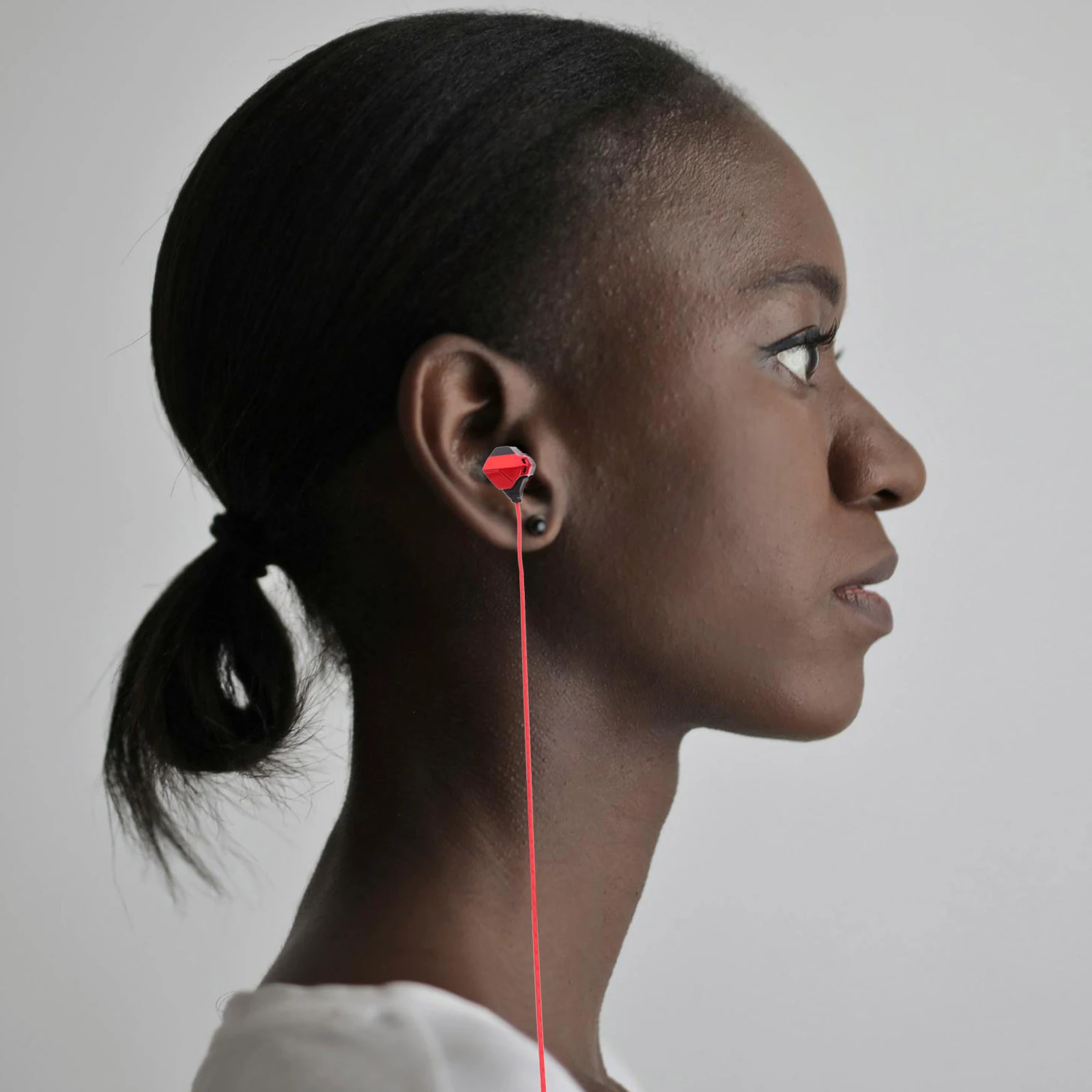 

Wired Gaming Earphones Ergonomic Ear Wings Comfortable Soundproof Dual Microphones Compatible AUX Headset