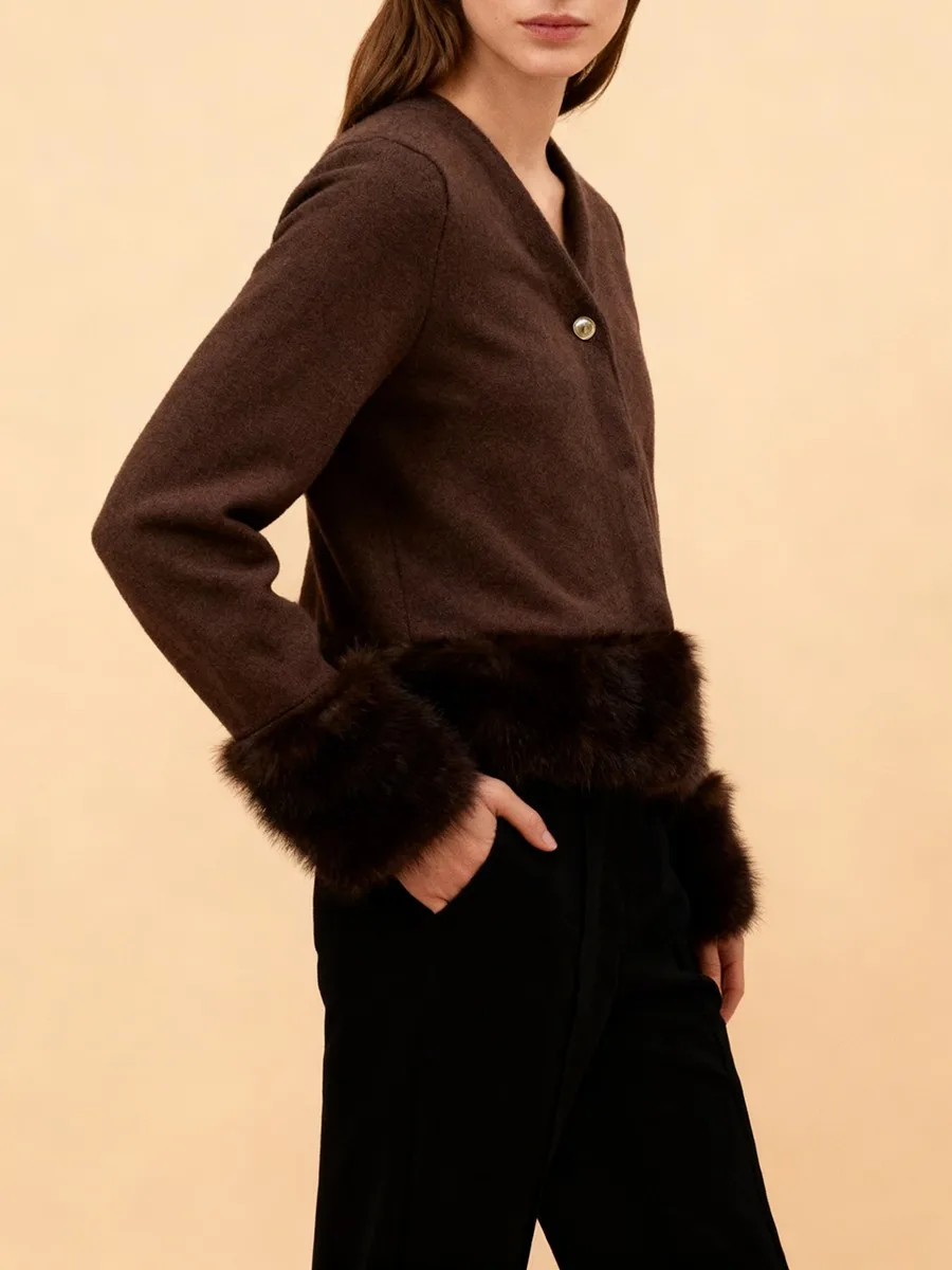 TWOTWINSTYLE مثير الصلبة تقسم الفراء تريكو للنساء الخامس الرقبة طويلة الأكمام Pathwork زر سترة قصيرة الإناث الشتاء نمط جديد #4