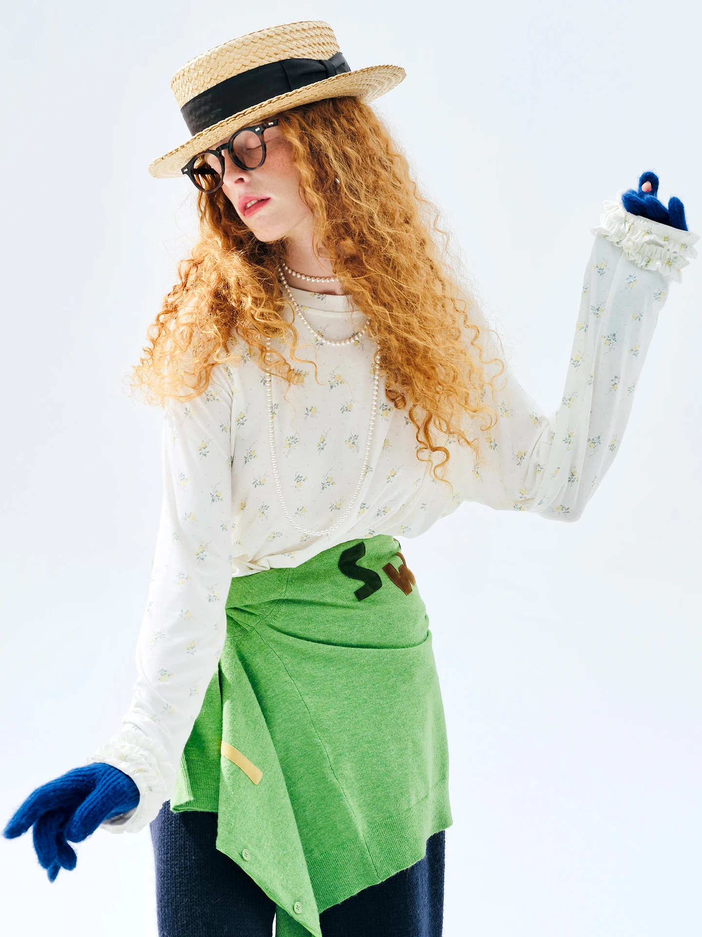 Wit T-shirt met lange mouwen - imakokoni 2025 Herfst Veelzijdige bloemenprint Artistiek Casual Ruches Innerlijke herfsttop 255262