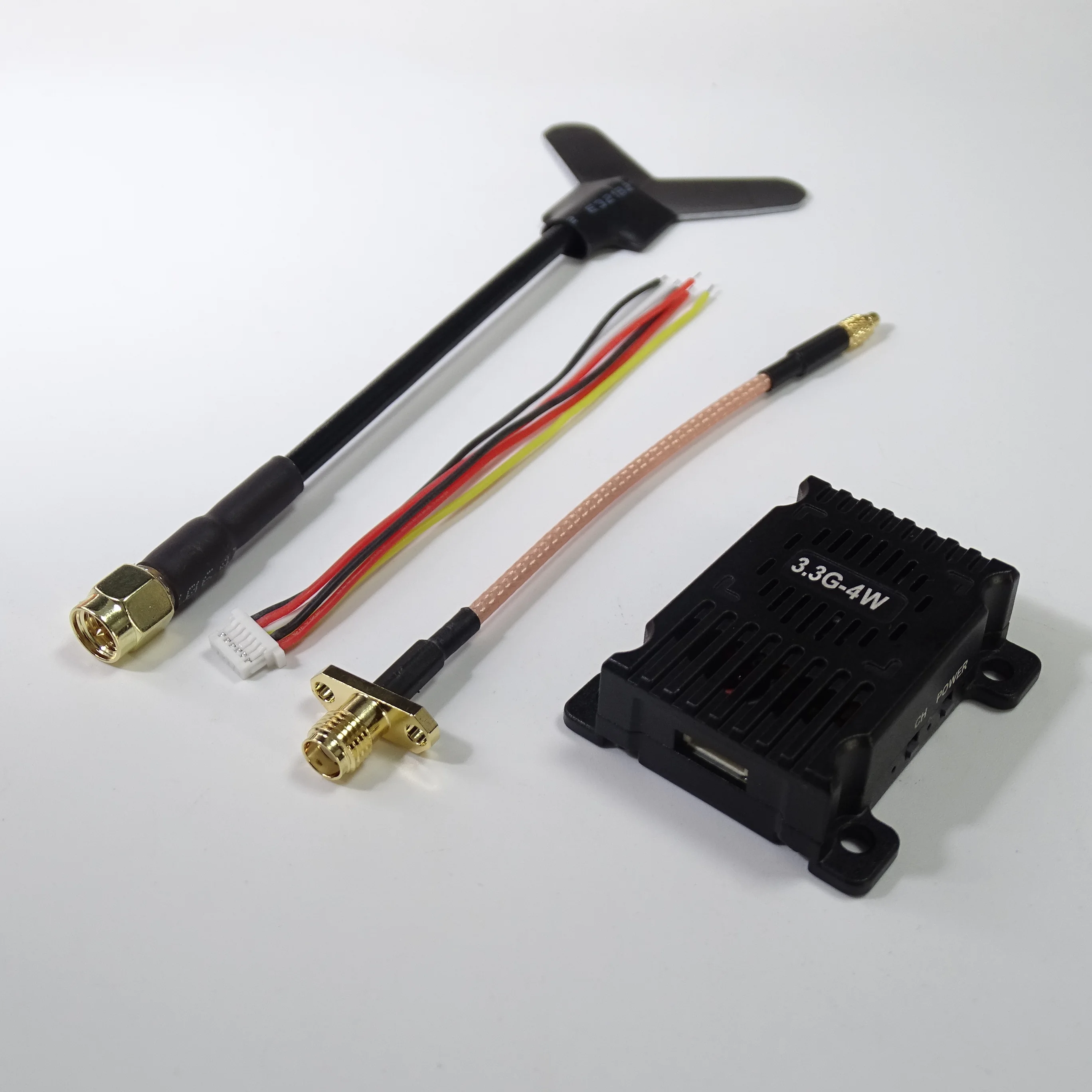 

FPVspeed VTX-S8 VTX 4 Вт 3,3 ГГц 2 Вт VTX 3,3G 3,3G 2 Вт 4 Вт 8CH FPV Беспроводной передатчик передачи видео изображений для дронов Traverse