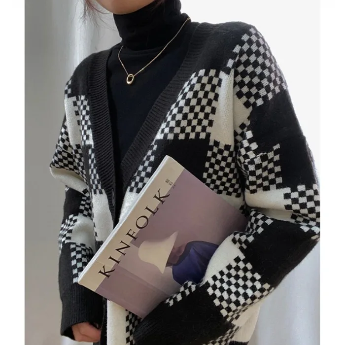 Cardigan Curto de Malha Xadrez com Decote em V e Manga Longa Dongda Gate Primavera Outono 2025 Moda Fena Premium