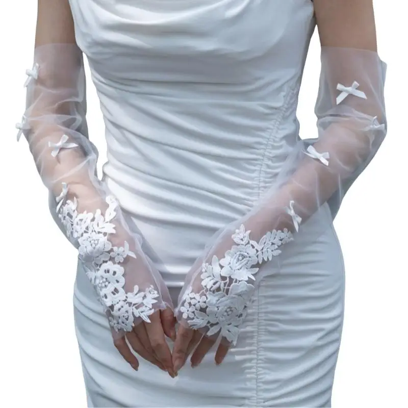 31BB Romance White Lace Wedding Gloves with Open Finger Design Decorative Arm Sleeves For Rings Exchange Ceremony Arm Decors